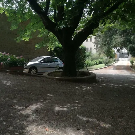 Πανσιόν Il Tasso Pietraviva